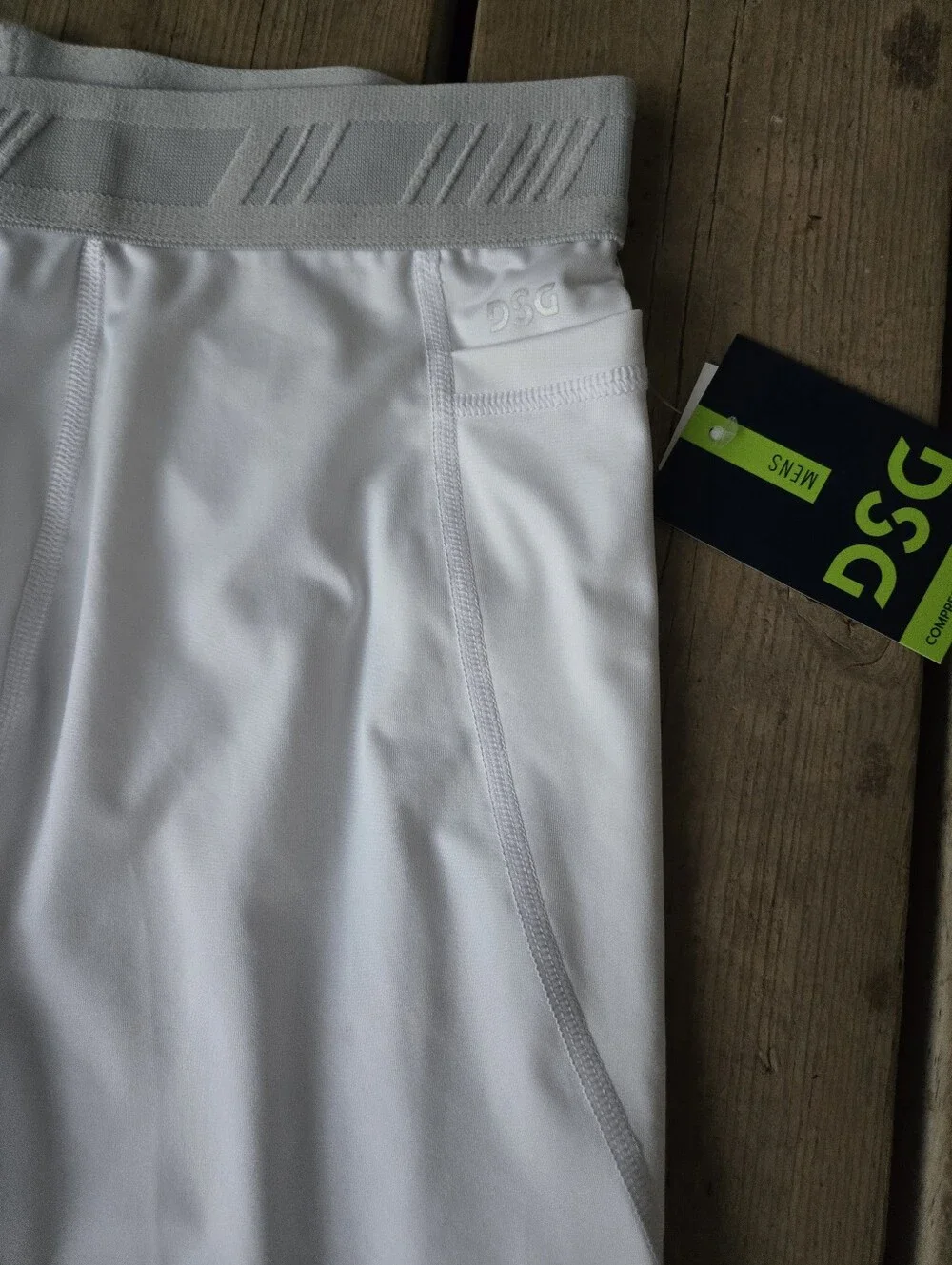 Brand new!! NWT DSG breathable white compression tight leggings size large